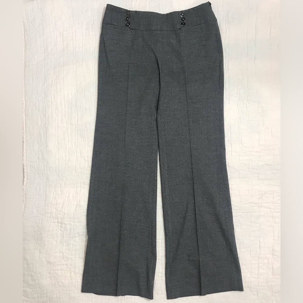 White House Black Market gray wide legged sailor style trousers. Size 6R.